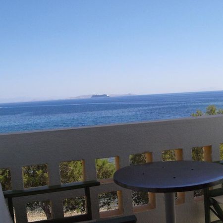 Aeolos Bay Hotel Tinos Exterior photo