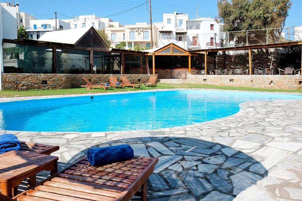 Aeolos Bay Hotel Tinos Exterior photo