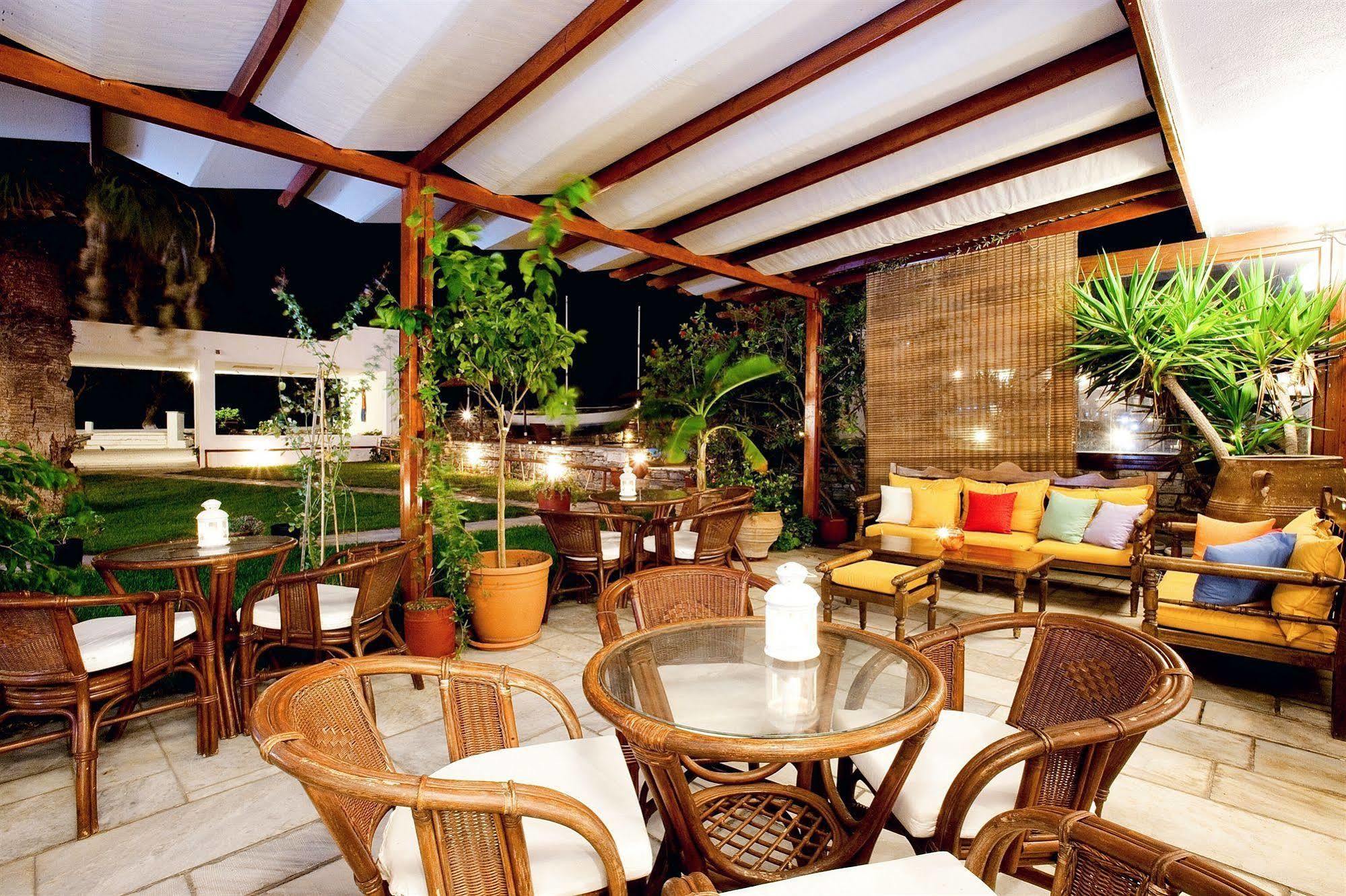 Aeolos Bay Hotel Tinos Exterior photo