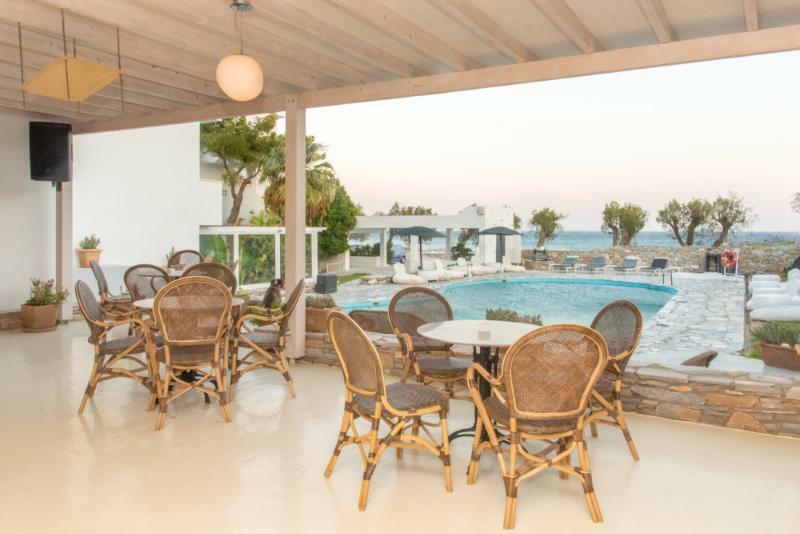 Aeolos Bay Hotel Tinos Exterior photo