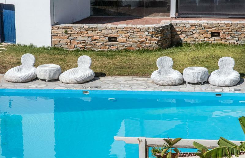 Aeolos Bay Hotel Tinos Exterior photo